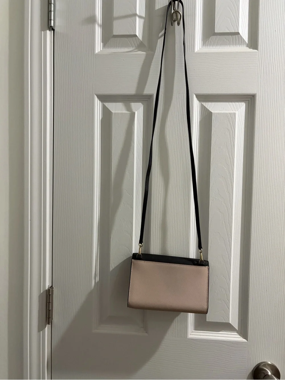 Kate Spade  Laurel Way Winni Black and Cream Two-Tone Leather Crossbody bag
